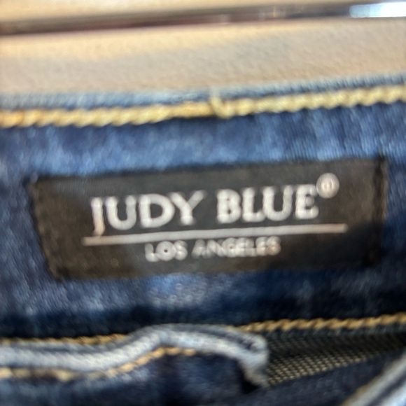 JUDY BLUE Sz 18W Jeans Distressed Raw Hem Straight Leg High Rise Mid-Wash NEW - Picture 8 of 16